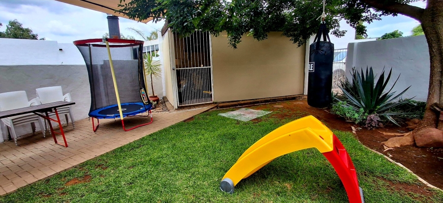 2 Bedroom Property for Sale in Langenhovenpark Free State